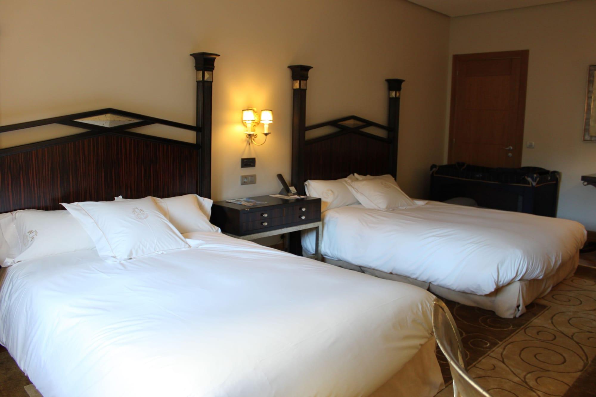 ホテル パソ ロス エスクドス スパ ＆ ビーチ ヴィーゴ エクステリア 写真 A room at the hotel