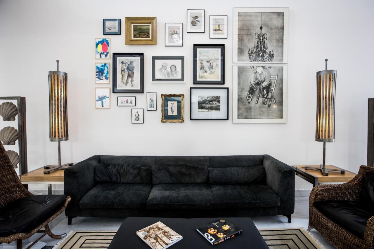 ホテル パソ ロス エスクドス スパ ＆ ビーチ ヴィーゴ エクステリア 写真 A gallery wall