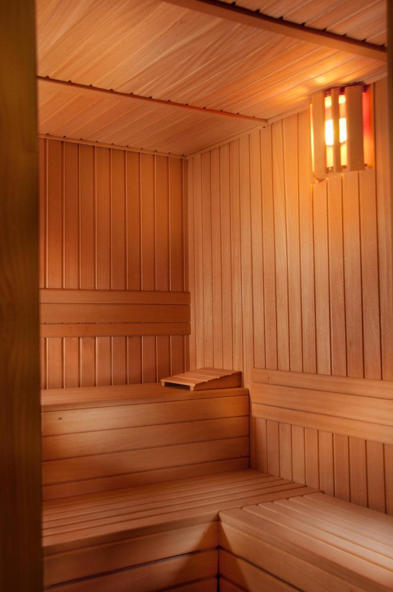 ホテル パソ ロス エスクドス スパ ＆ ビーチ ヴィーゴ エクステリア 写真 A traditional Finnish sauna